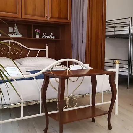 San Nicolo Appartement *